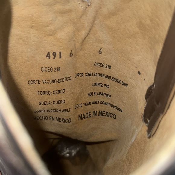 Leather cowboy boots - Picture 7 of 7